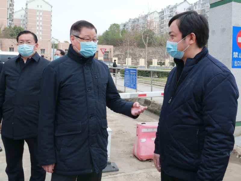 应勇:强化特殊场所重点人群防控救治